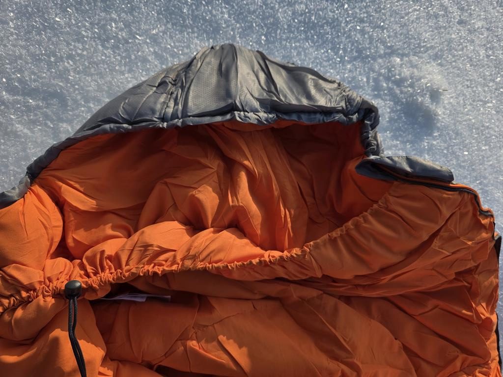 Vango Nitestar - kaptur i kryza