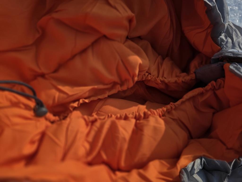 Vango Nitestar - kryza wokół szyi