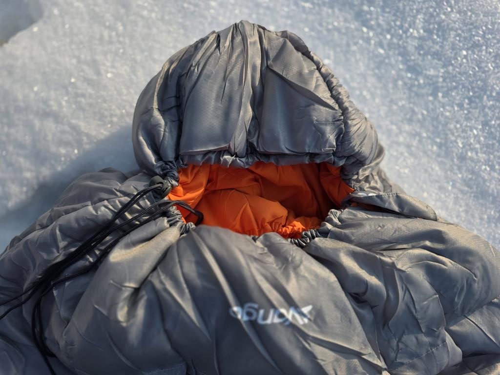 Vango Nitestar - głęboki trójwymiarowy kaptur